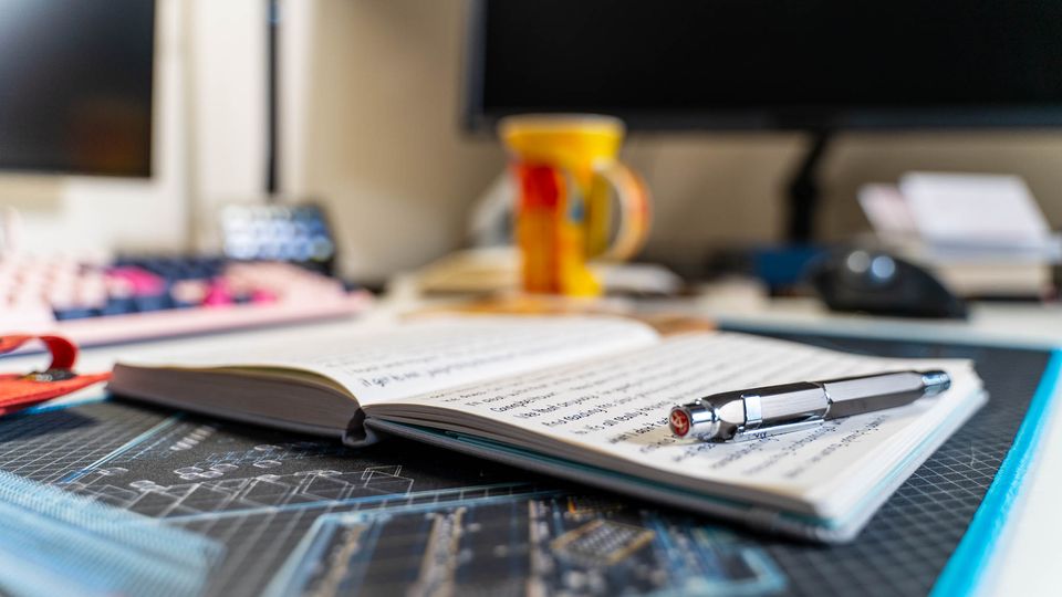 Morning Pages | 4 December 2023